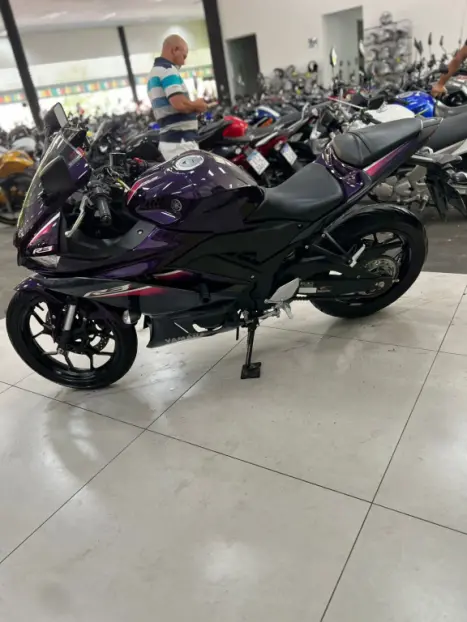 YAMAHA YZF R3 320 ABS, Foto 9