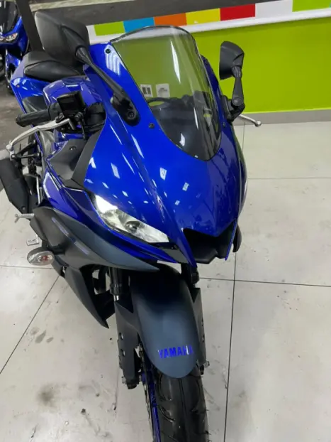 YAMAHA YZF R3 320 ABS, Foto 9