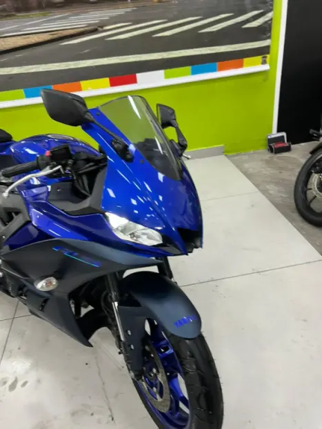 YAMAHA YZF R3 320 ABS, Foto 11
