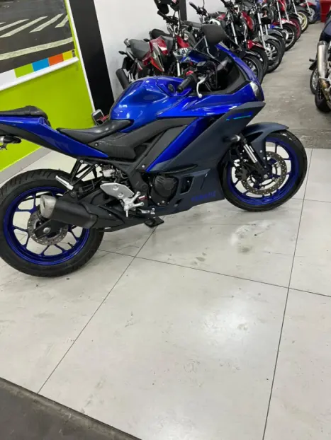YAMAHA YZF R3 320 ABS, Foto 12
