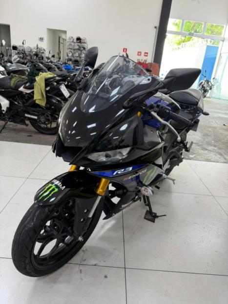 YAMAHA YZF R3 320 ABS, Foto 5