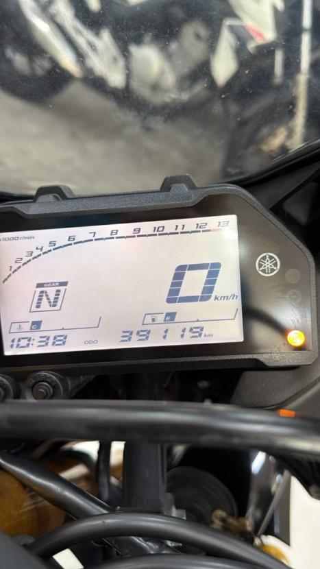 YAMAHA YZF R3 320 ABS, Foto 13