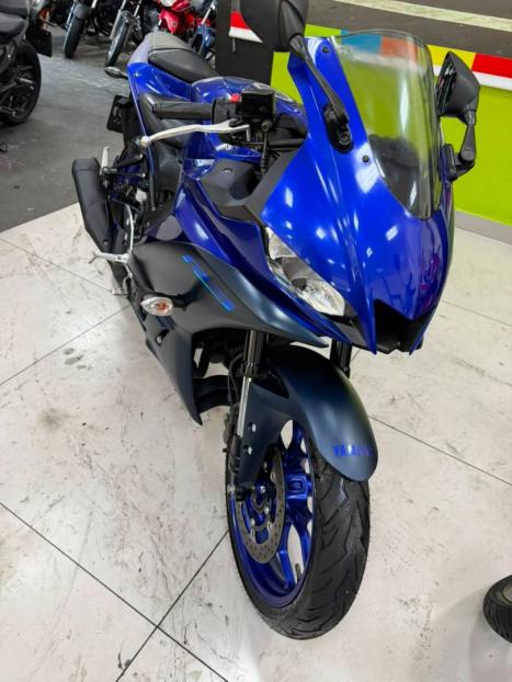 YAMAHA YZF R3 320 ABS, Foto 8