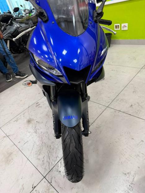YAMAHA YZF R3 320 ABS, Foto 9