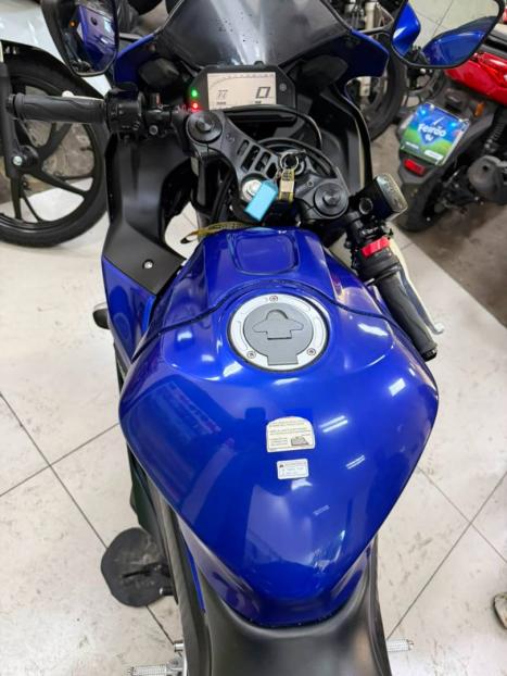 YAMAHA YZF R3 320 ABS, Foto 11