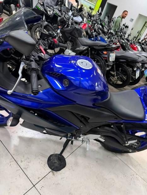 YAMAHA YZF R3 320 ABS, Foto 7