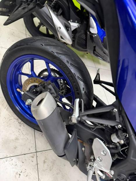 YAMAHA YZF R3 320 ABS, Foto 12