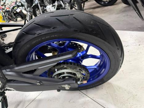 YAMAHA YZF R3 320 ABS, Foto 13