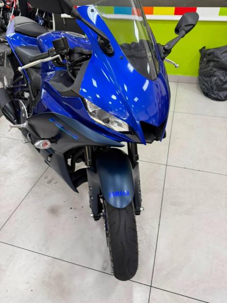 YAMAHA YZF R3 320 ABS, Foto 5