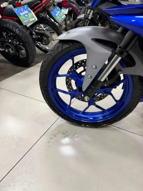 YAMAHA YZF R3 320 ABS, Foto 11