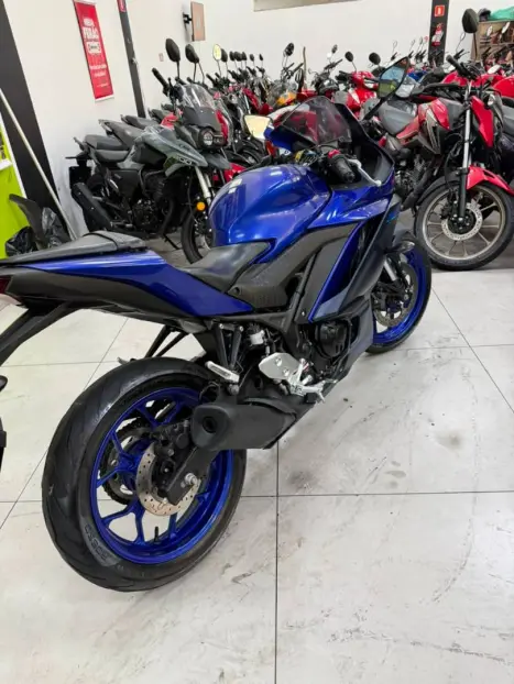 YAMAHA YZF R3 320 ABS, Foto 5