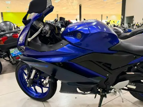YAMAHA YZF R3 320 ABS, Foto 8