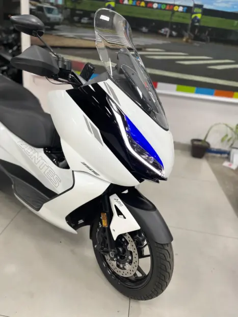 ZONTES R 350 , Foto 2