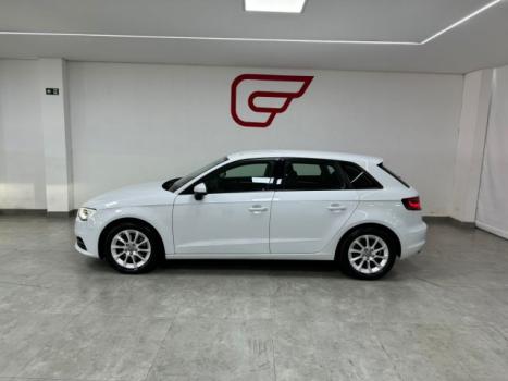 AUDI A3 1.4 16V 4P TFSI SPORTBACK S-TRONIC AUTOMTICO, Foto 4