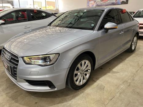 AUDI A3 1.4 16V 4P TFSI ATTRACTION S-TRONIC AUTOMTICO, Foto 3