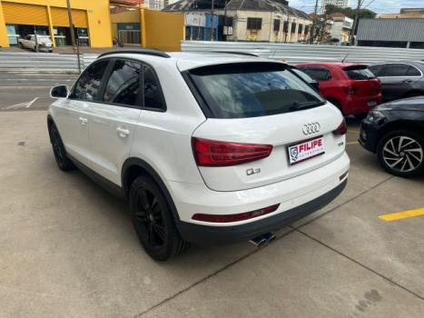 AUDI Q3 2.0 4P TFSI AMBIENTE QUATTRO S-TRONIC AUTOMTICO, Foto 5