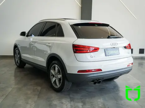 AUDI Q3 2.0 4P TFSI AMBITION QUATTRO S-TRONIC AUTOMTICO, Foto 6