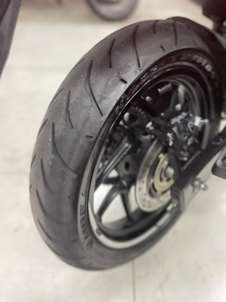 BAJAJ Dominar 200 , Foto 3
