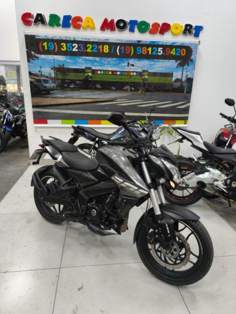 BAJAJ Dominar 200 , Foto 1