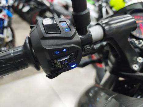BAJAJ Dominar 200 , Foto 6