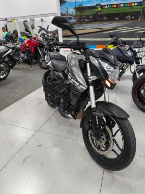 BAJAJ Dominar 200 , Foto 7