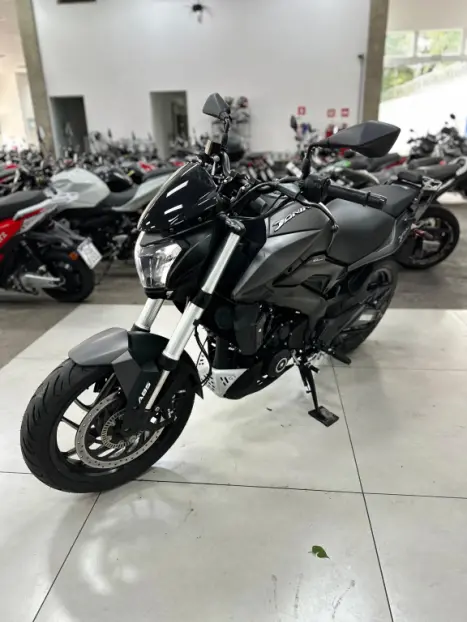 BAJAJ Dominar 400 , Foto 11
