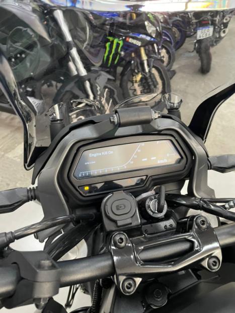 BAJAJ Dominar 400 , Foto 9