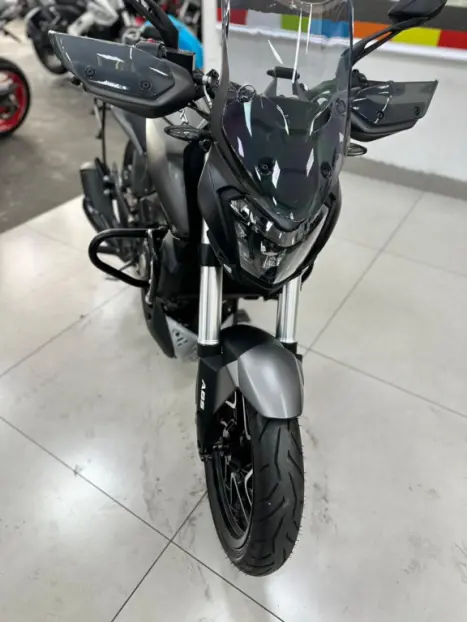 BAJAJ Dominar 400 , Foto 6