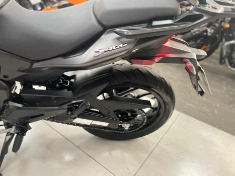 BAJAJ Dominar 400 , Foto 13