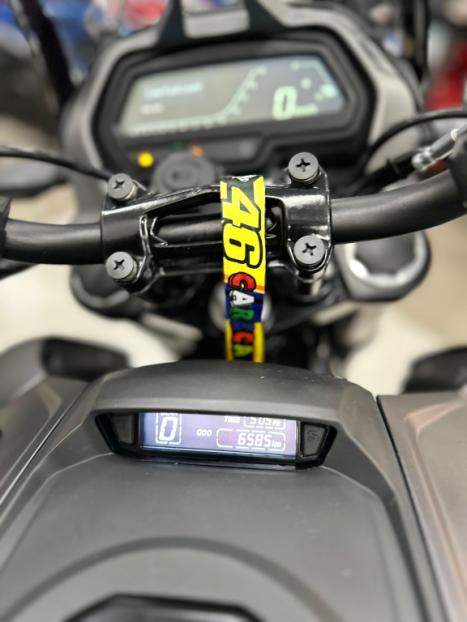 BAJAJ Dominar 400 , Foto 6