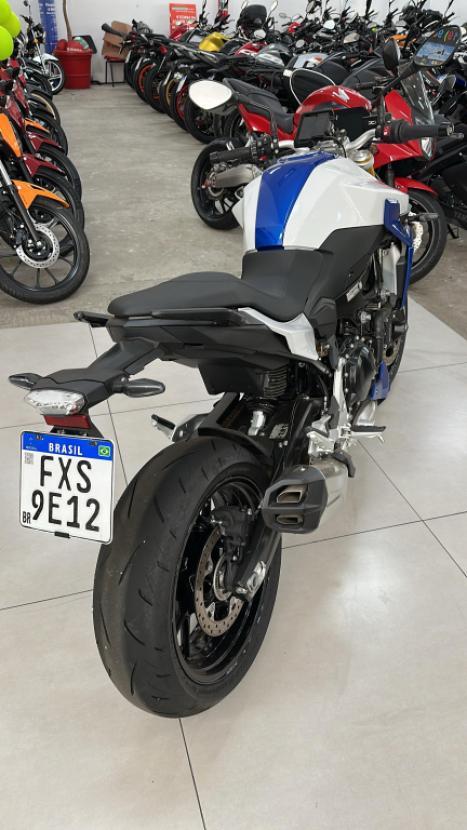 BMW F 900 R SPORT PLUS, Foto 2