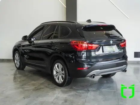 BMW X1 2.0 16V 4P SDRIVE 20I ACTIVEFLEX TURBO AUTOMTICO, Foto 4