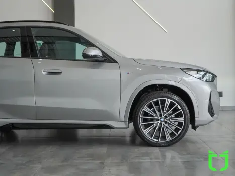 BMW X1 2.0 16V 4P TURBO SDRIVE20I M SPORT STEPTRONIC AUTOMTICO, Foto 9