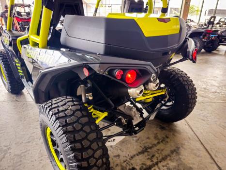 BRP CAN-AM Maverick XRS 1000 , Foto 12