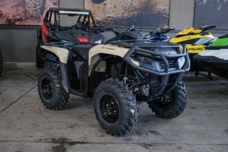 BRP CAN-AM Outlander 650, Foto 2