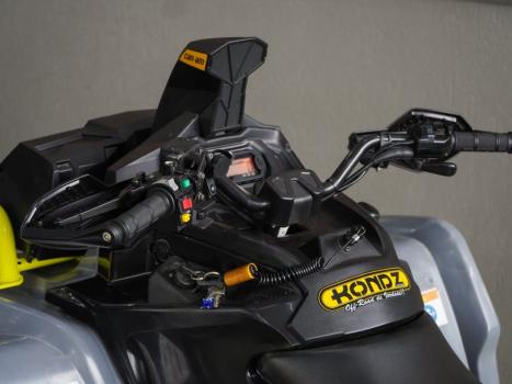 BRP CAN-AM Outlander 570, Foto 6