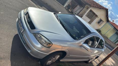 CHEVROLET Astra Hatch 1.8 GL, Foto 4