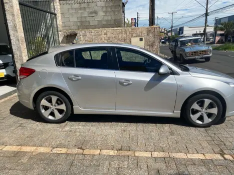 CHEVROLET Cruze Hatch 1.8 16V 4P LT SPORT6 FLEX AUTOMTICO, Foto 3