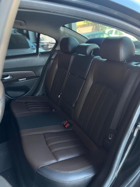 CHEVROLET Cruze Sedan 1.8 16V 4P LTZ ECOTEC FLEX AUTOMTICO, Foto 17