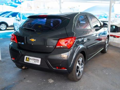 CHEVROLET Onix Hatch 1.4 4P FLEX LTZ, Foto 5