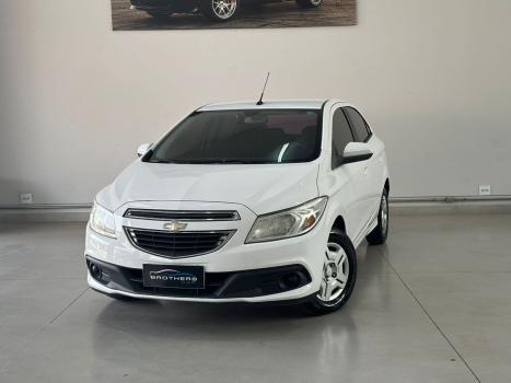 CHEVROLET Onix Hatch 1.4 4P FLEX LT, Foto 3