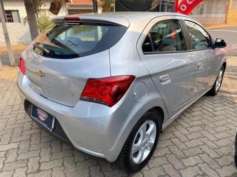 CHEVROLET Onix Hatch 1.4 4P FLEX LT, Foto 8