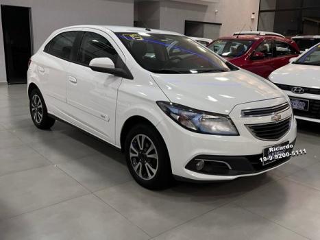 CHEVROLET Onix Hatch 1.4 4P FLEX LTZ, Foto 2