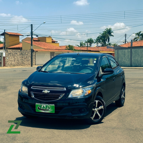 CHEVROLET Onix Hatch 1.4 4P FLEX LT, Foto 2