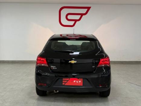 CHEVROLET Onix Hatch 1.4 4P FLEX LT AUTOMTICO, Foto 12