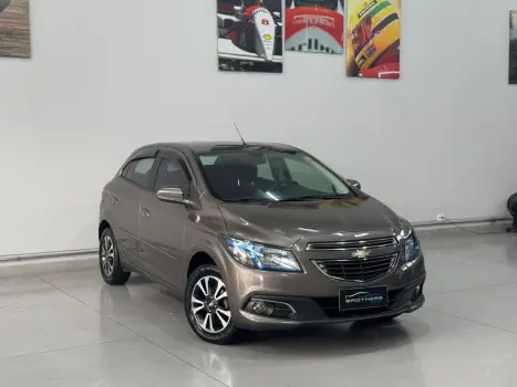 CHEVROLET Onix Hatch 1.4 4P FLEX LTZ, Foto 1