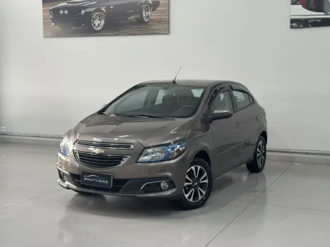 CHEVROLET Onix Hatch 1.4 4P FLEX LTZ, Foto 3