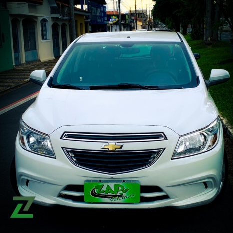 CHEVROLET Onix Hatch 1.0 4P FLEX LT, Foto 2