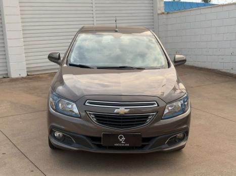 CHEVROLET Onix Hatch 1.4 4P FLEX LTZ, Foto 2