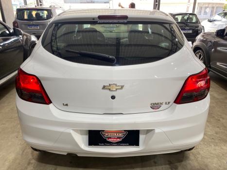 CHEVROLET Onix Hatch 1.4 4P FLEX LT, Foto 6